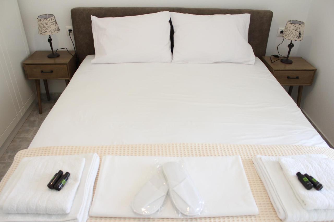 Side Beach Apartment Kavala Exteriör bild